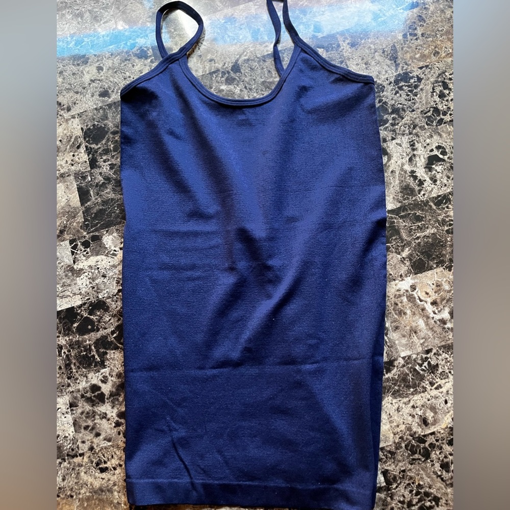 🦋3For$20🦋 NWT Women’s Blue Tank Top Size Small/Medium Regular